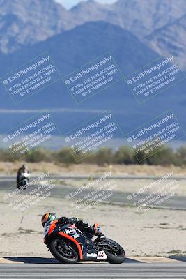 media/Nov-16-2025-Race Pace (Sun) [[8c5fa54630]]/Non Verified Riders (1st 20 Minutes)/4-Turn 16 (1116am)/